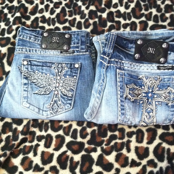 2 pairs miss me jeans size 29