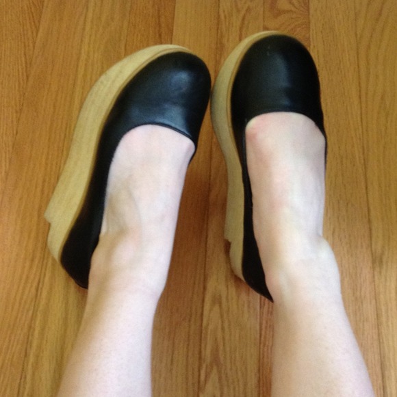 SOLD - Picture 2 of 4