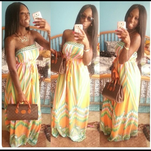 💕💜REDUCED💜💕 Printed Strapless Maxi Dress