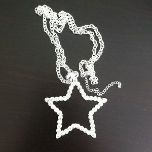 Star shape necklace