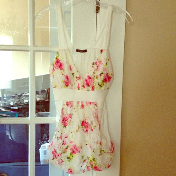 *bundled*Floral tank top