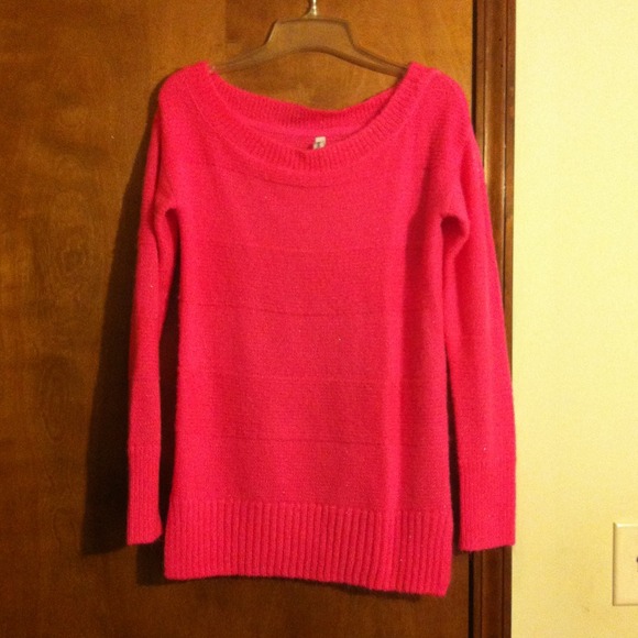 SOLD Hot pink aeropostle long sweater