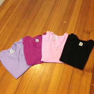 VS Pink V neck bundle M