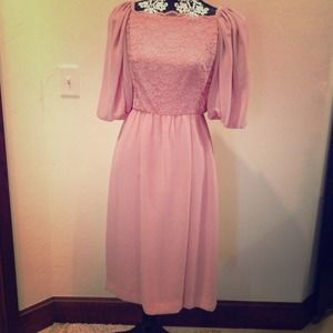 *RESERVED* for Joy! Beautiful vintage pink dress