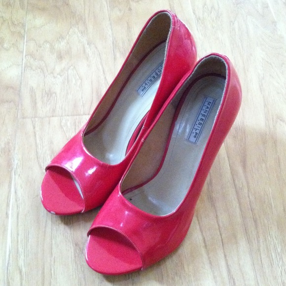 Pre oened Hand made shoes.