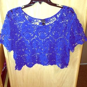 Knit royal blue half shirt