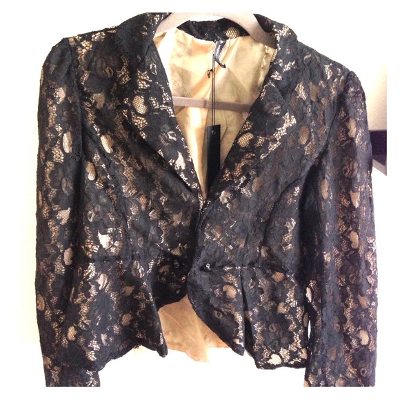 *MUST GO* Black peplum lace long sleeve jacket