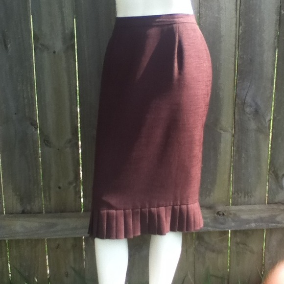LE SUIT WOMAN SKIRT - Picture 1 of 4