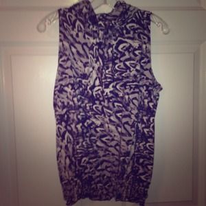 Black and white summer top!