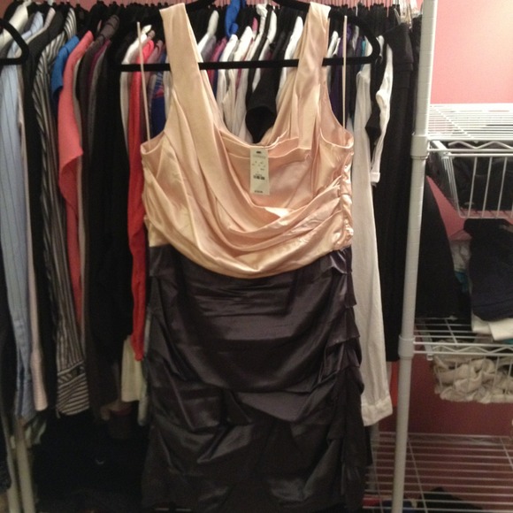 Reduced!! Express NWT dress!