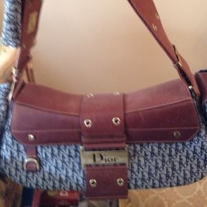 ****REDUCED Christian Dior luxury shoulder bag
