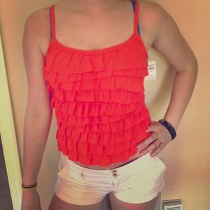 Hollister Tank NWT