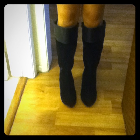 High heeled boots