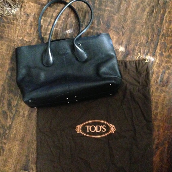 Authentic Tod's black leather purse
