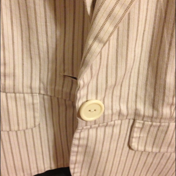 Cute suit top. 💗😍 - Picture 3 of 3