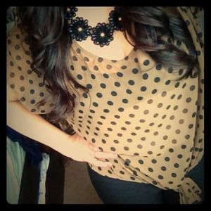 💜Brown and black polka dotted top