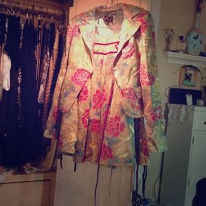 Kadra amore piu two piece skirt and suit