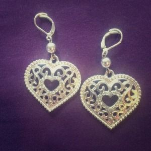 Silver heart earrings!