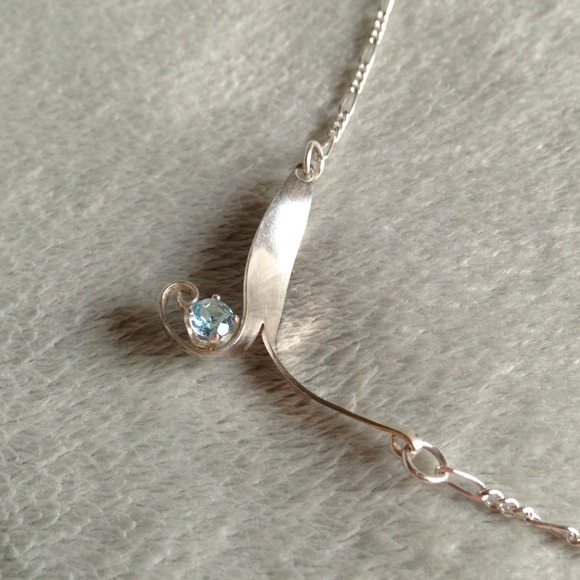 Lt Blue Topaz Sterling Silver Swirl Necklace - Picture 4 of 4