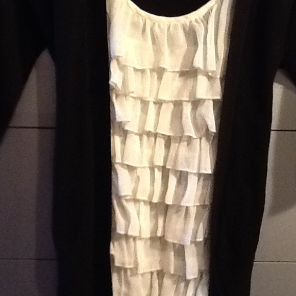 Ruffled blouse with attached cardigan - Picture 2 of 3