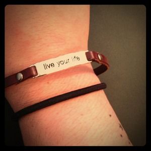 ❌SOLD❌AE brown live your life bracelet