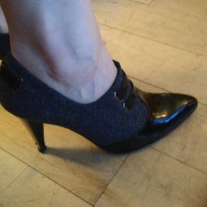 Stuart Weitzman patent leather contrast booties