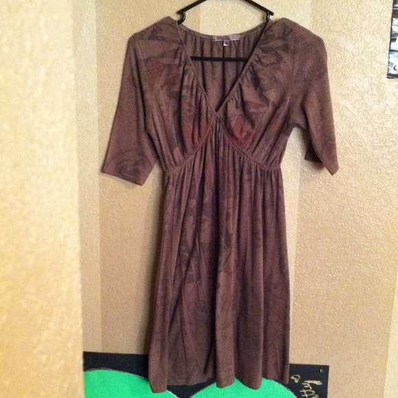 Brown dress