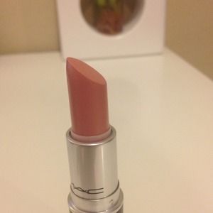 MAC Limited Edition Lipstick in 3N