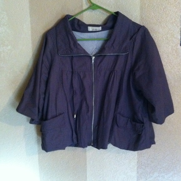 Raincoat cape