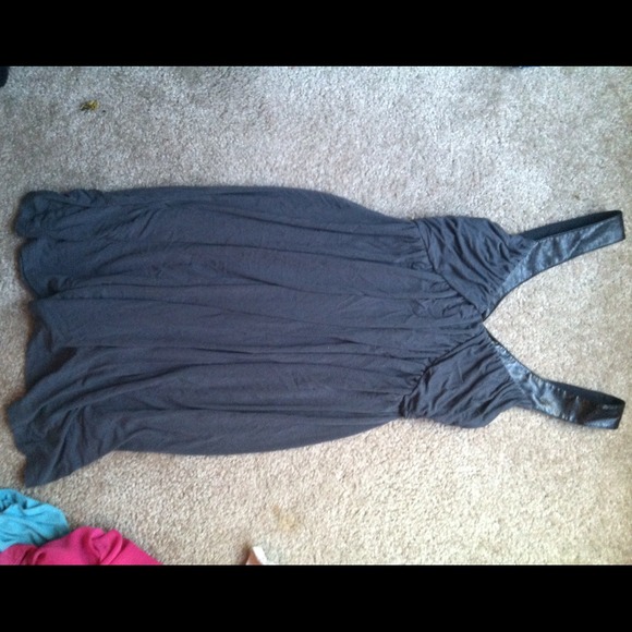 Dress/ tank top bundle! On hold