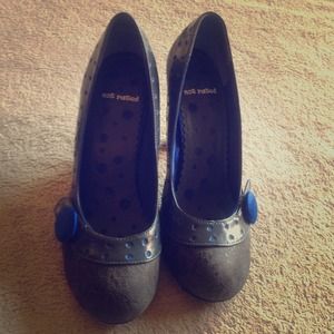 Not rated heels :) SIZE 9.5