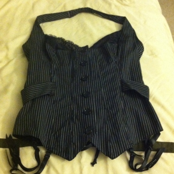💢SOLD to @KDAMO💢Sexy pin stripe corset