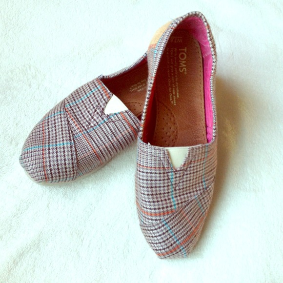 Plaid/Corduroy Toms