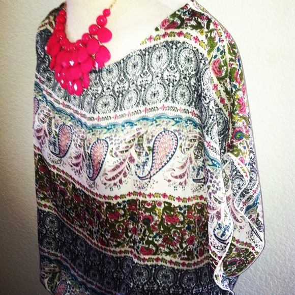 Silky! Sexy! Bubble style top - Picture 3 of 4