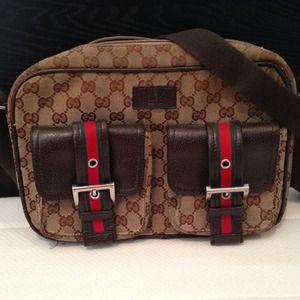 Gucci messenger bag