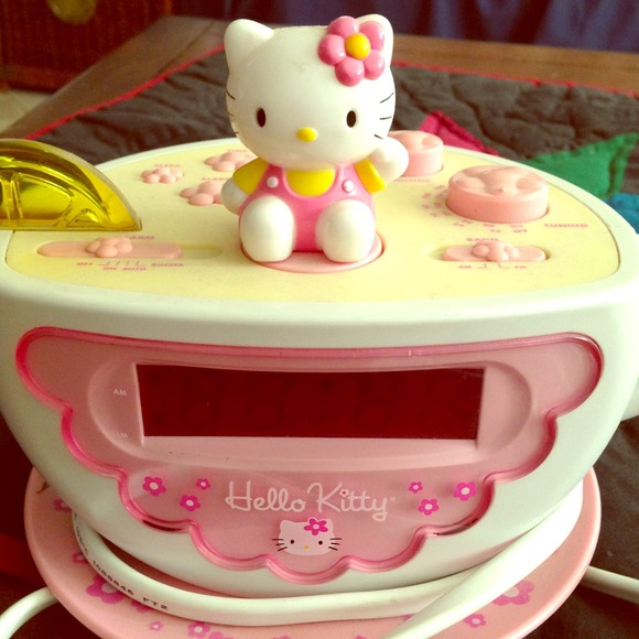 Hello Kitty Digital Radio Alarm Clock