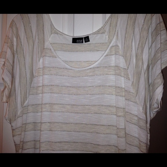 SOLD-✳Oversize sparkle shirt - Picture 3 of 3