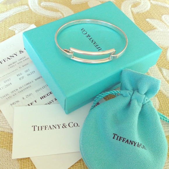 TRADED! AUTH! Tiffany&Co. Bangle Bracelet w/ POP