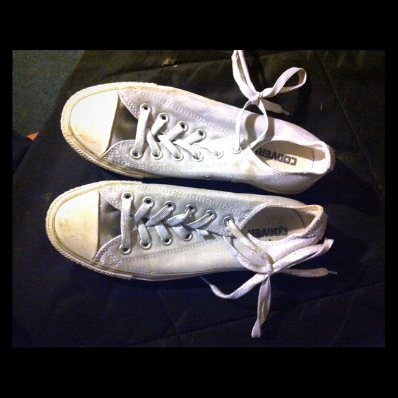 sparkly converse