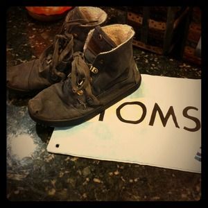 🐙Hold🐙Charcoal Grey Toms Boots