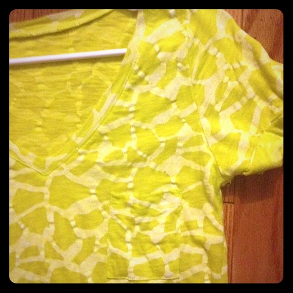 CLEARANCE Neon yellow animal print  pocket tee