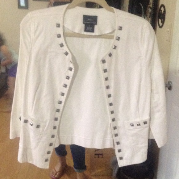 White coat/ cardigan