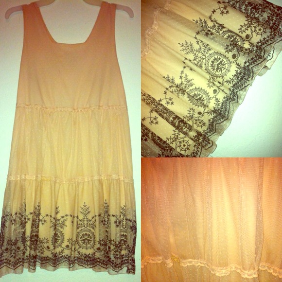 Dresses & Skirts - Fun Soft Pink Dress!!