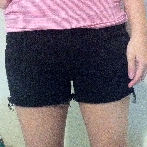 Black short from forever21 - Picture 2 of 2