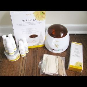 Gigi wax kit