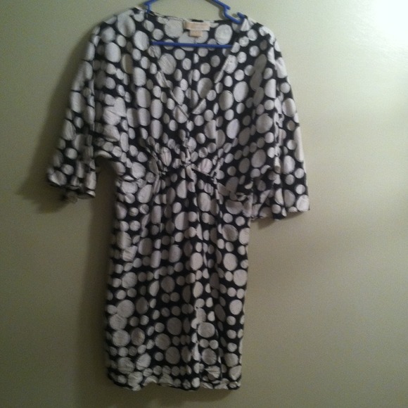 Black and white Michael Kors