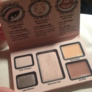 Too Faced 'the Naked look' palette!