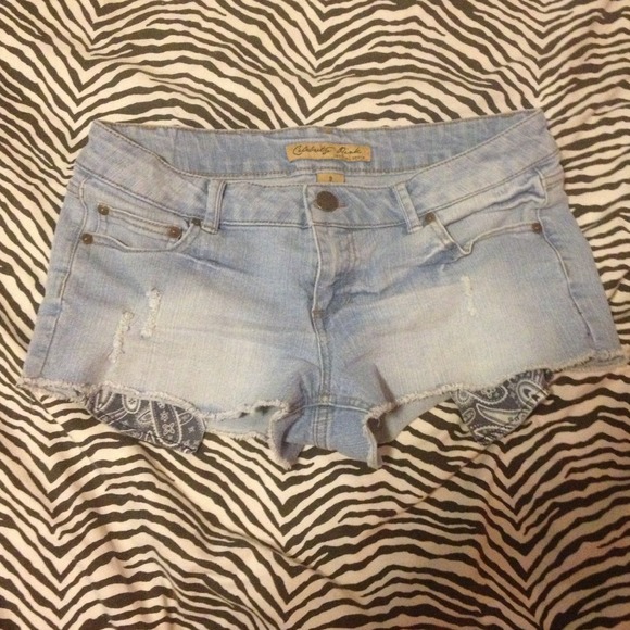 Shorts (: