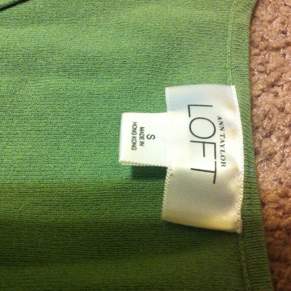 Pretty green sleeveless - Picture 2 of 2