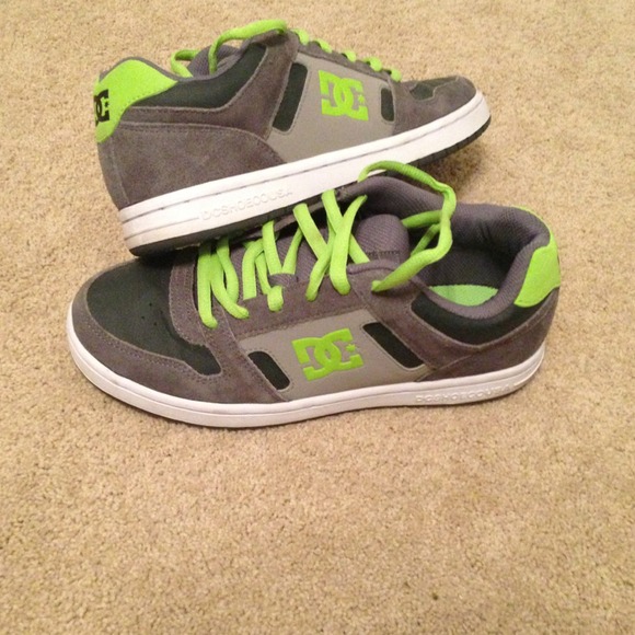 Dc shoesREDUCED!!!!!